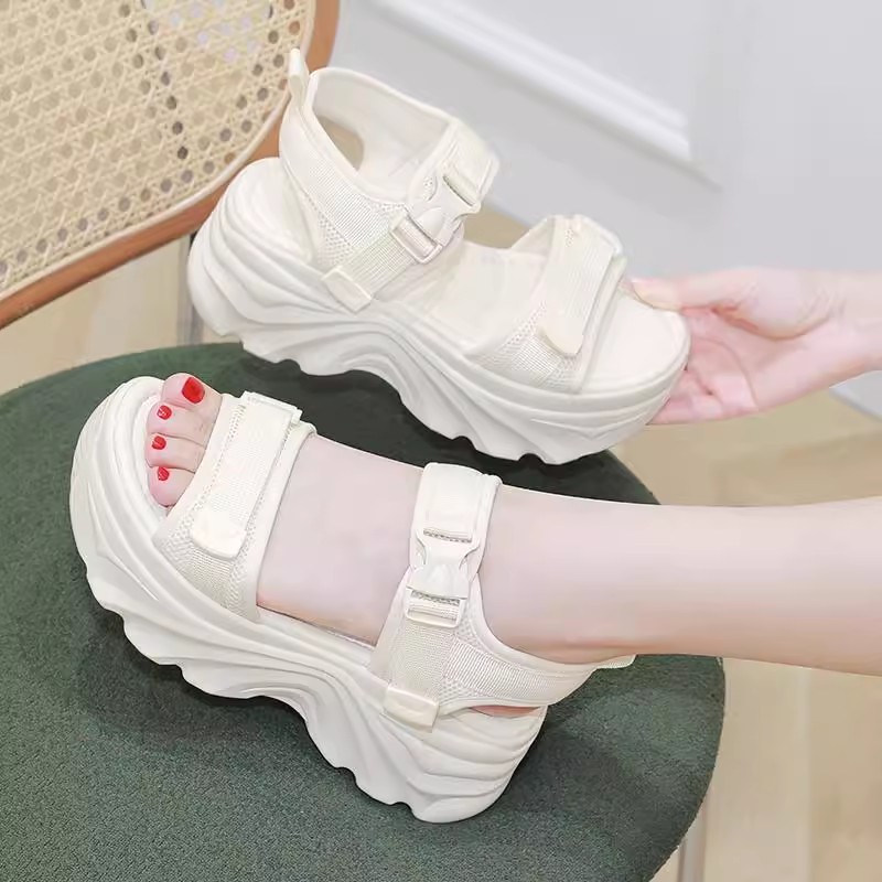 Wedge Espadrille Women - รองเท้าส้นตึกแบบสวมสำหรับผู้หญิง ดีไซน์ใหม่ ระบายอากาศได้ดี แฟชั่นทันสมัย พร้อมหัวเข็มขัด รองเท้าส้นสูง